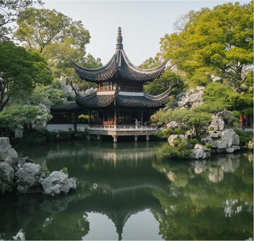 芦岛南票吵闹餐饮有限公司